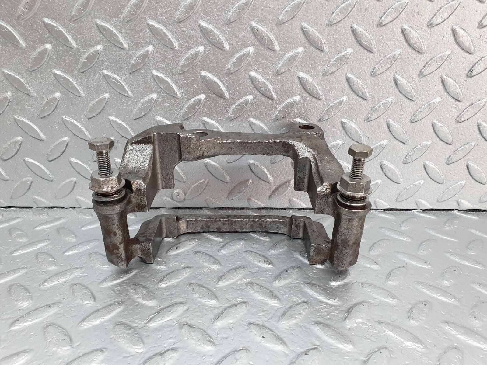 43720 Mercedes-Benz C126 380SEC Coupe Front Left Brake Caliper Bracket