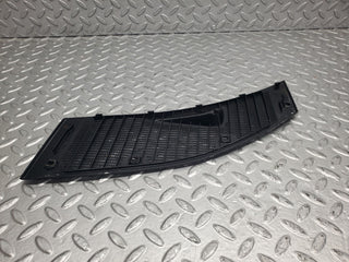 W123 air intake grill right side used OEM