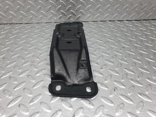 43512 Mercedes-Benz C126 380SEC Coupe Gearbox Mount Bracket