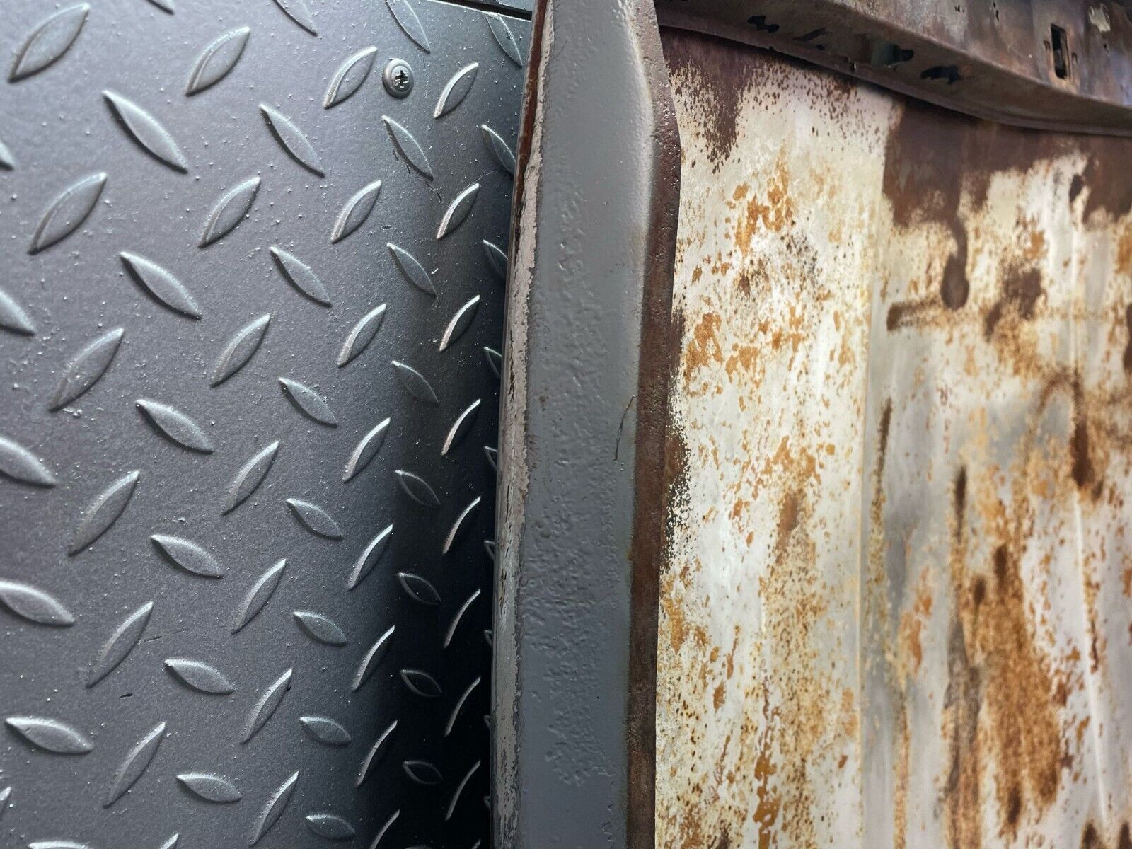 40040 Mercedes-Benz R107 350SL Bonnet
