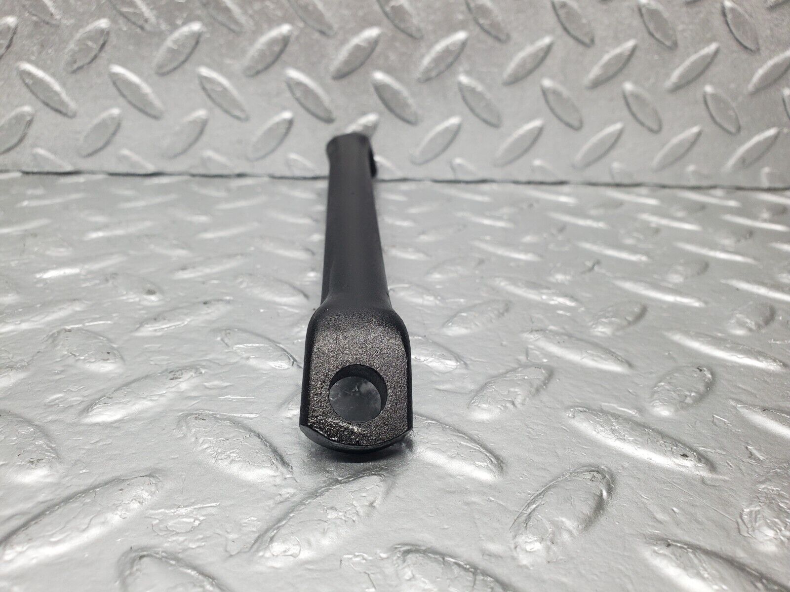 46646 Mercedes-Benz C123 280CE Coupe Power Steering Pump Holder Bracket