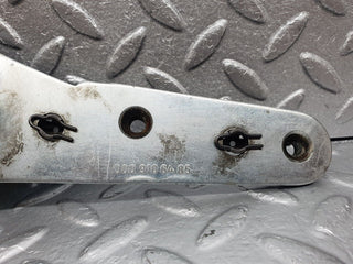 W108 front right seat hinge pair with rod used OEM