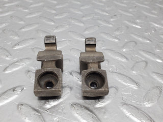 W123 valve rocker arm with retaining spring used OEM