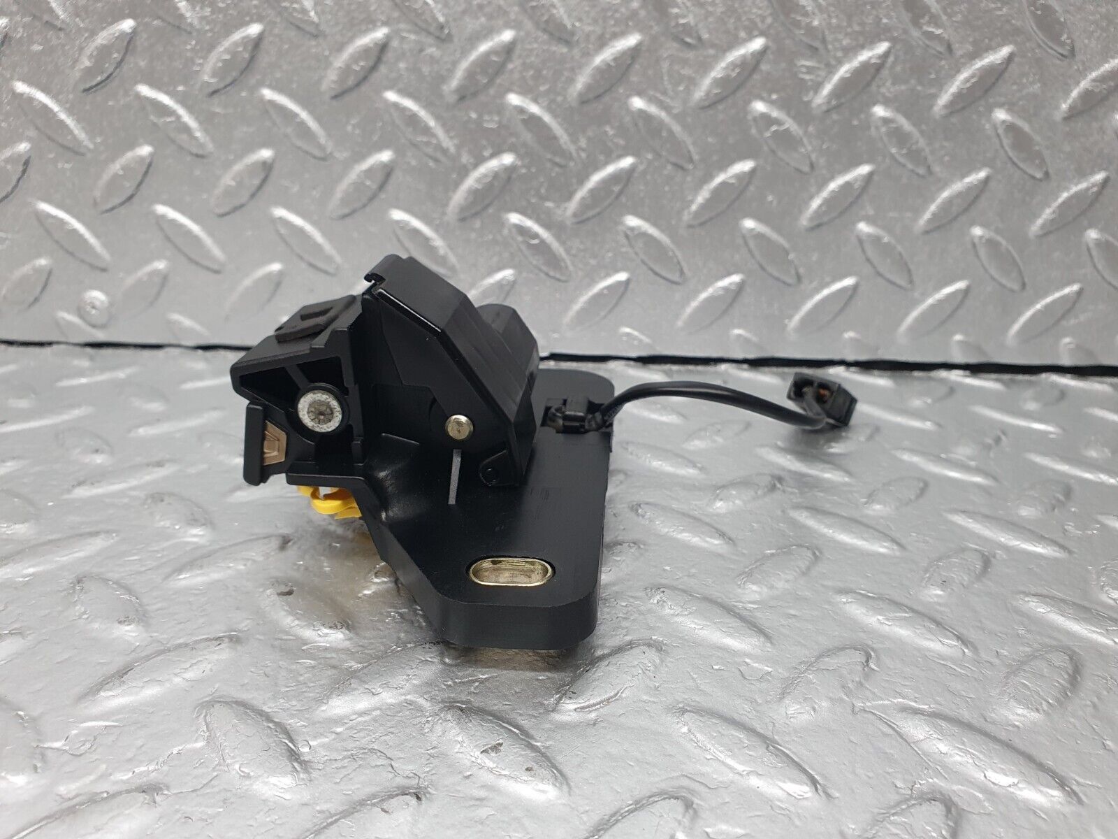 42232 Mercedes-Benz R129 320SL Coupe Trunk Lock 1298001810