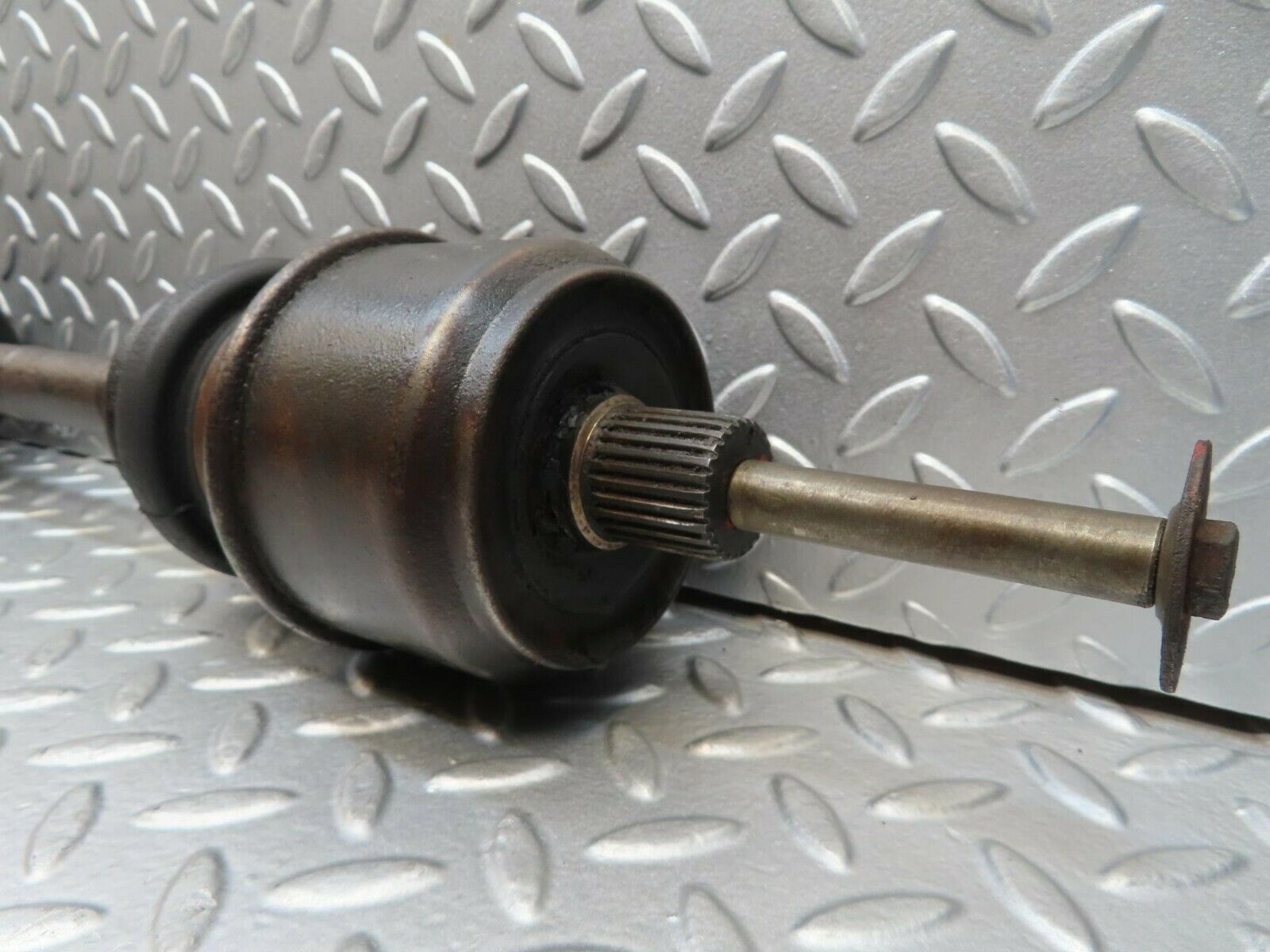 15792 Mercedes-Benz R107 450SL Axle Shaft Drive Shaft