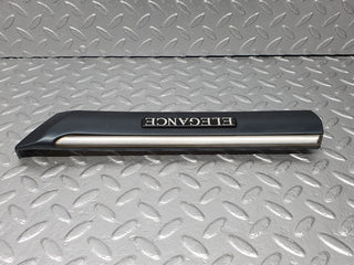 41802 Mercedes-Benz W202 C200 Front Right Fender Wing Centre Moulding 2026909262