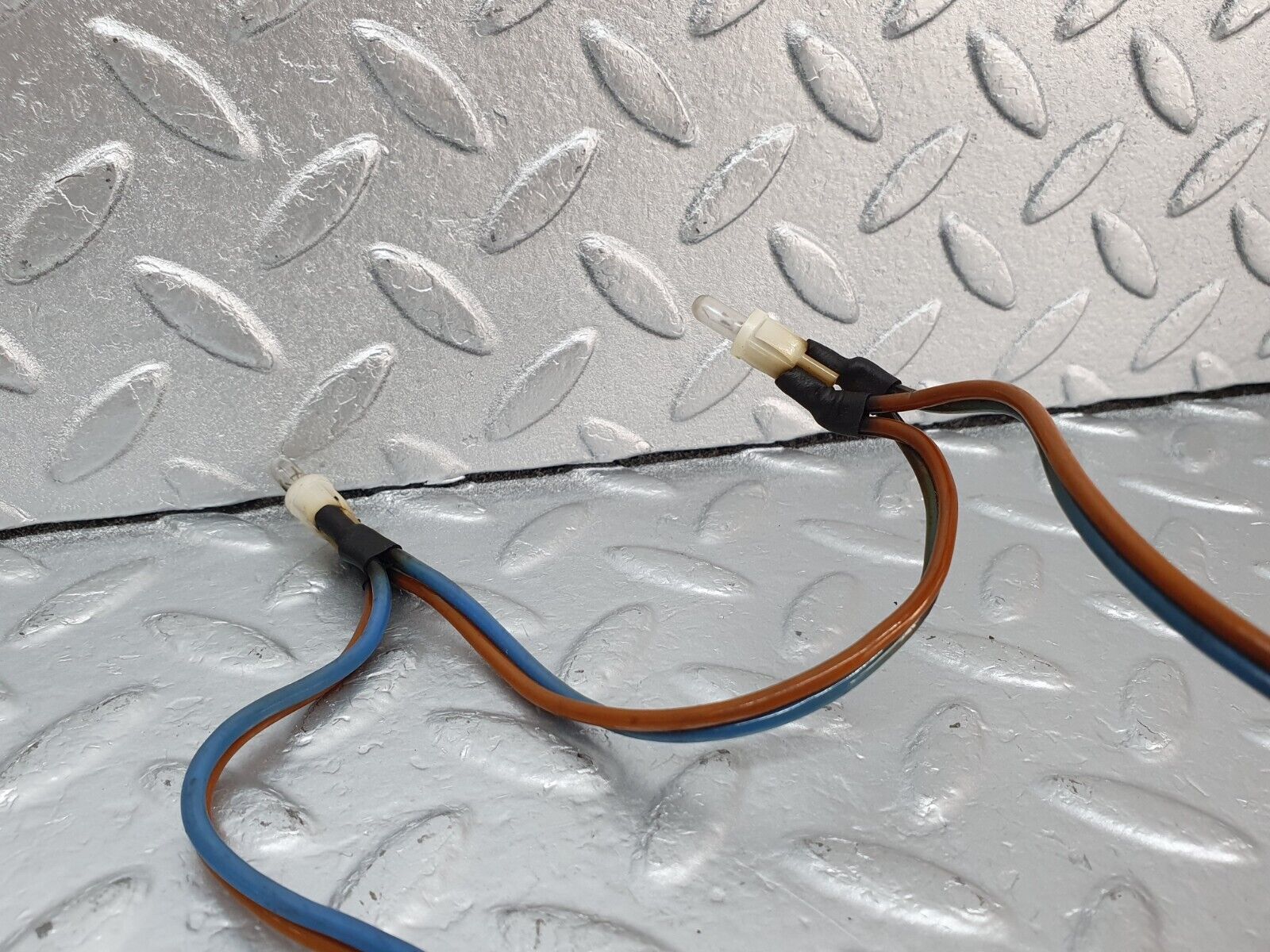 43725 Mercedes-Benz C126 380SEC Coupe Heater Control Light Wire 09968700