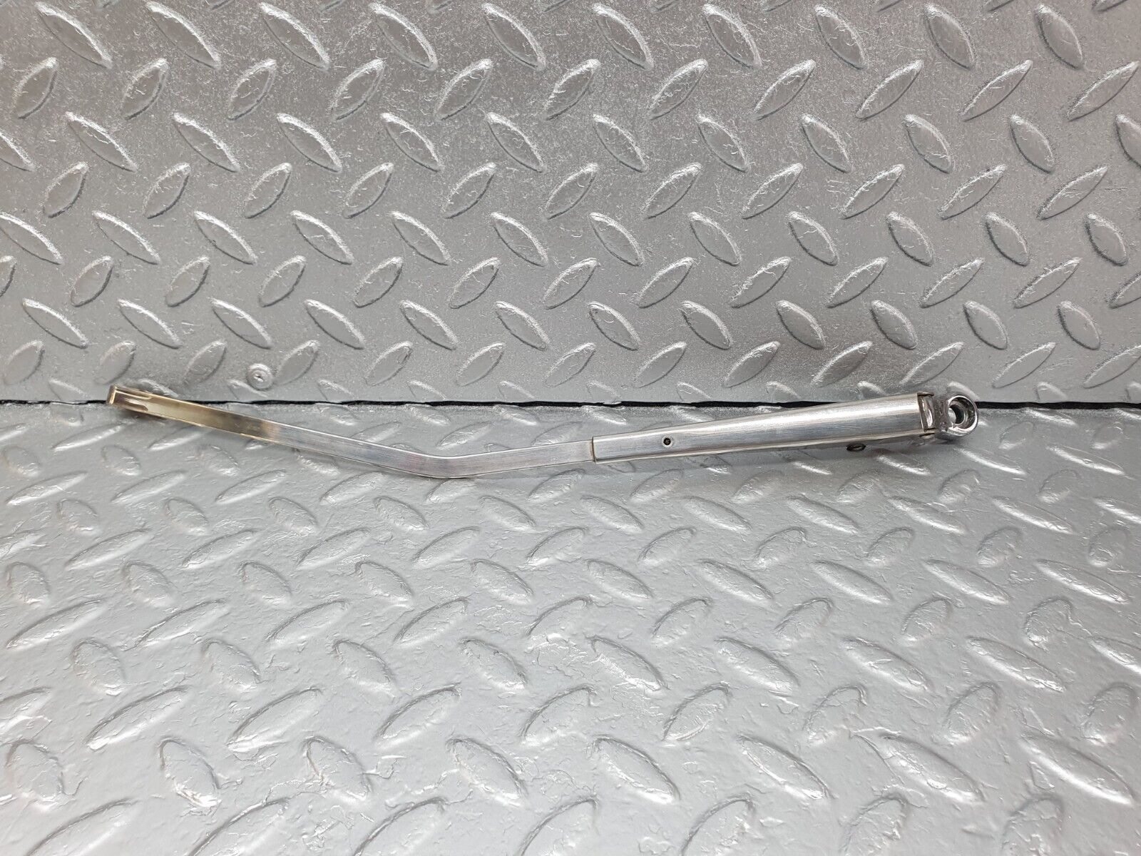 43209 Mercedes-Benz W108 280SE Windscreen Wiper Arm Right Side
