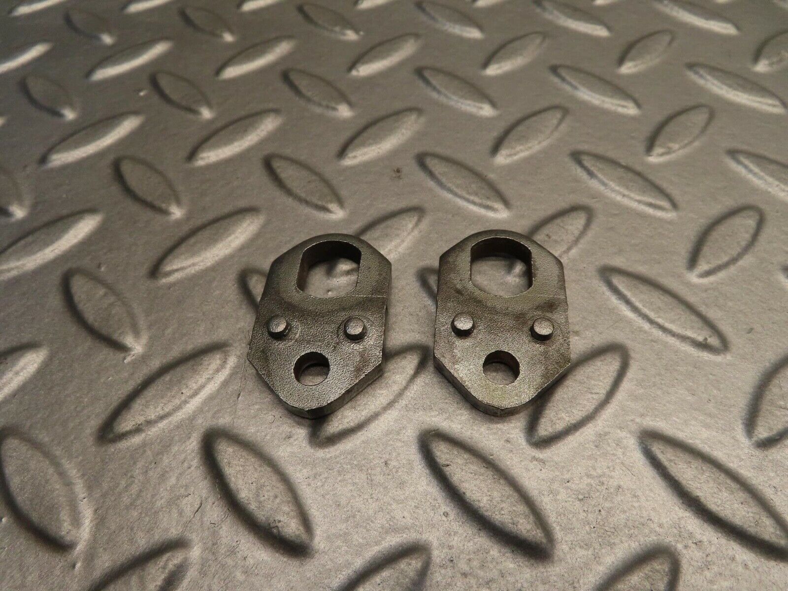 11741 Mercedes-Benz R107 450SL Fuel Injector Bracket