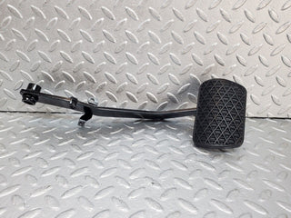 44592 Mercedes-Benz W124 220E Brake Pedal With Rubber 1232910082