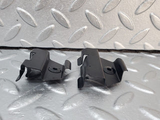 45596 Mercedes-Benz W126 420SE Front Seat Under Cover Bracket