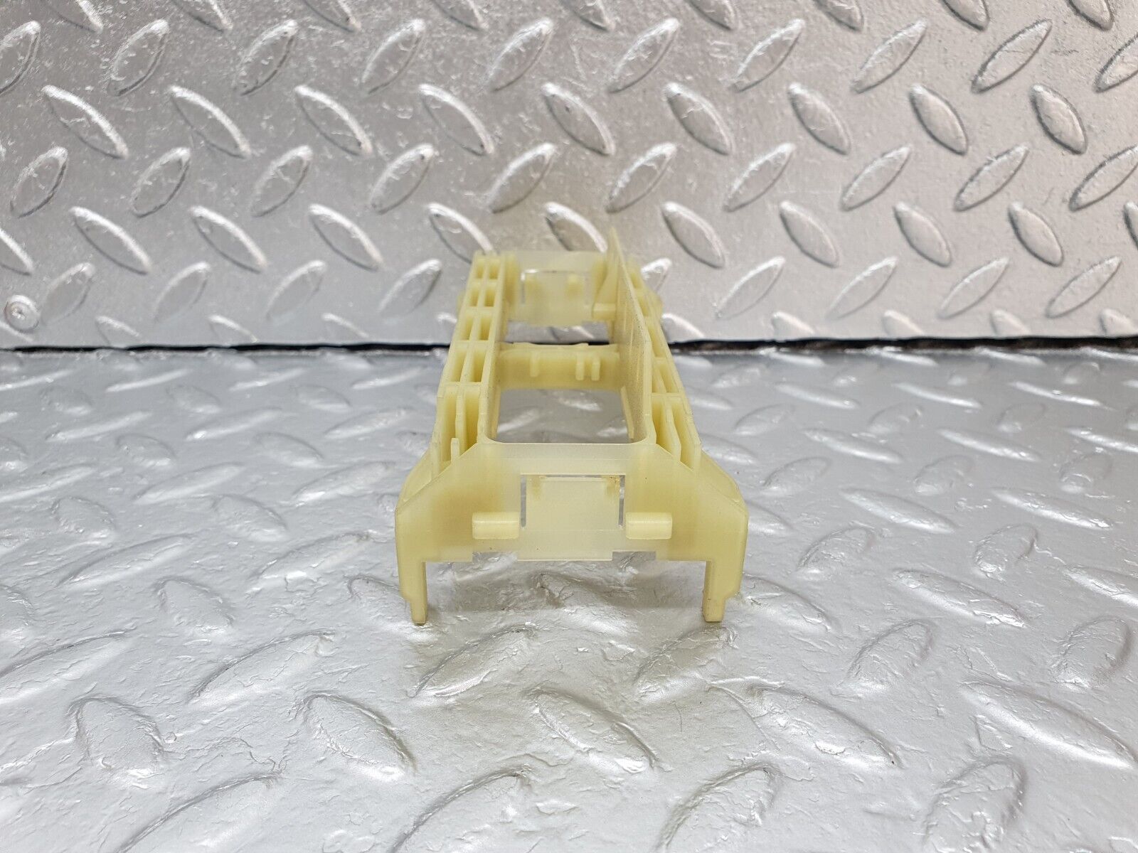 42547 Mercedes-Benz R129 320SL Coupe Cable Connector 0015450340 1928402156