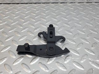 44695 Mercedes-Benz W124 220E Handbrake Adjusting Handbrake Regulator