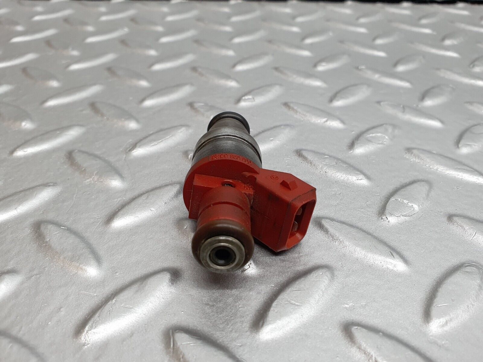 42058 Mercedes-Benz W202 C200 Fuel Injector Siemens 0000788523