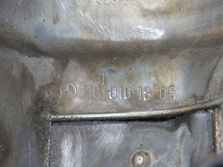 R107 SLC cylinder head valve cover left used OEM