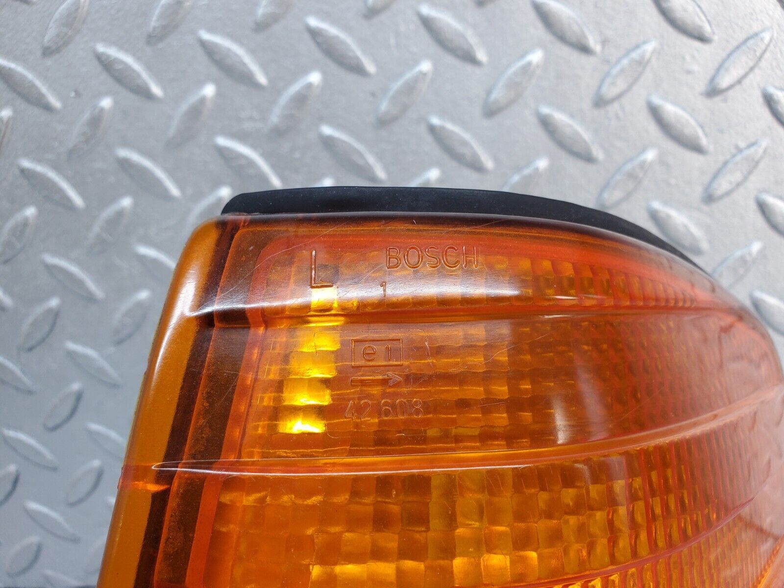 45569 Mercedes-Benz W126 420SE Indicator Light Front Left Bosch