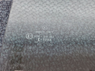 44366 Mercedes-Benz W123 280E Rear Right Door Window Glass