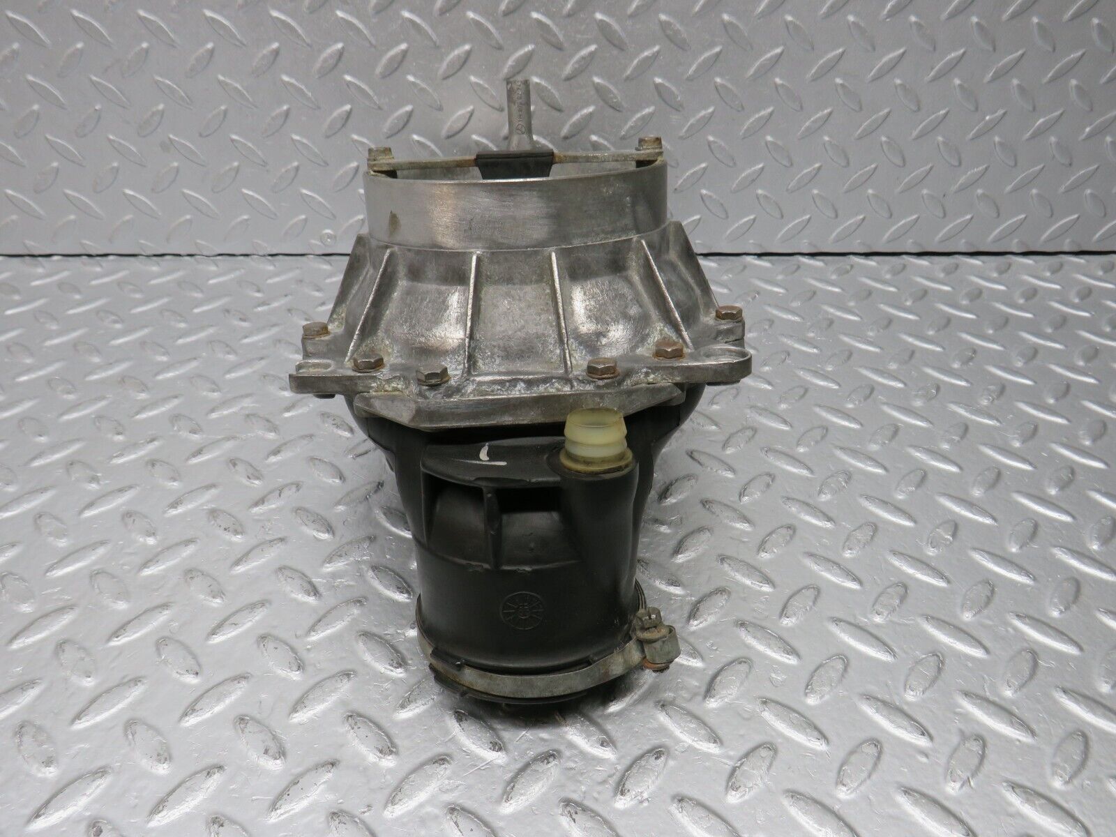 39274 Mercedes-Benz R107 500SL Air Flow Mass Meter Sensor Bosch 1161400618 0438120170