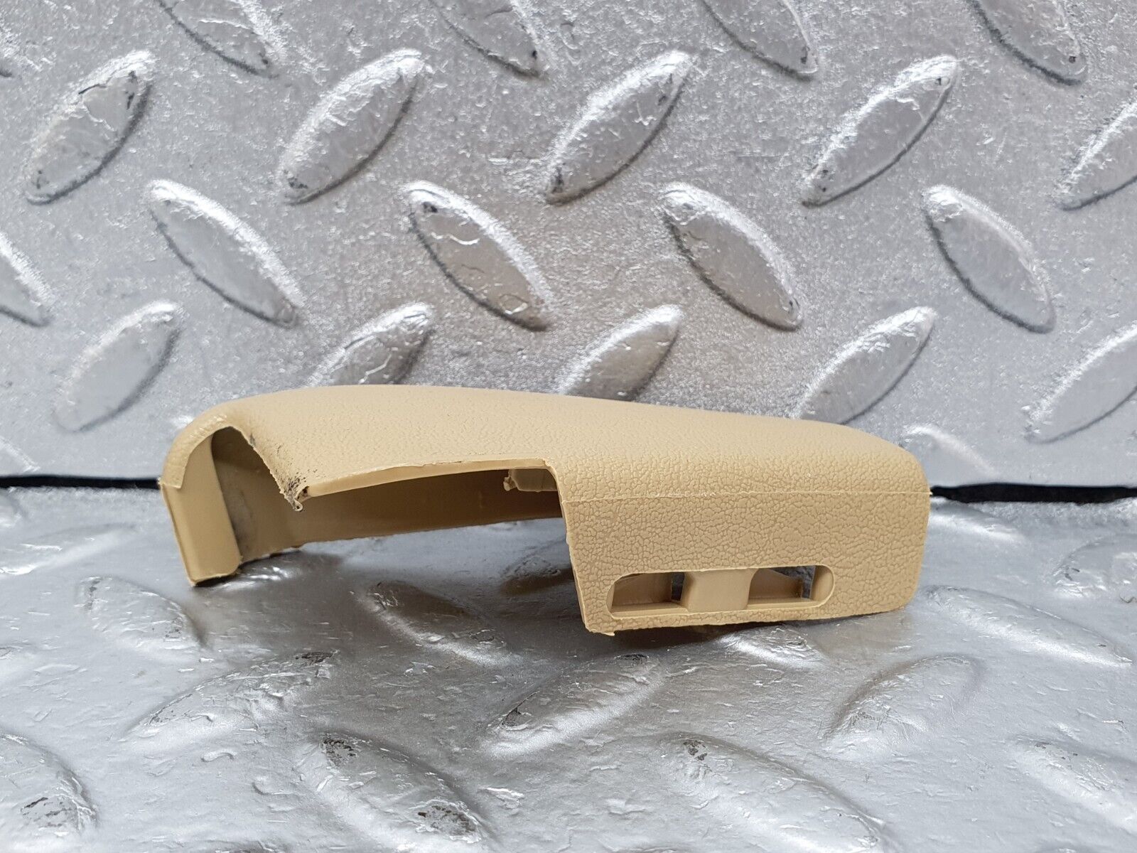 44158 Mercedes-Benz C123 230CE Coupe Front Right Seat Cover Trim Beige 1239193820