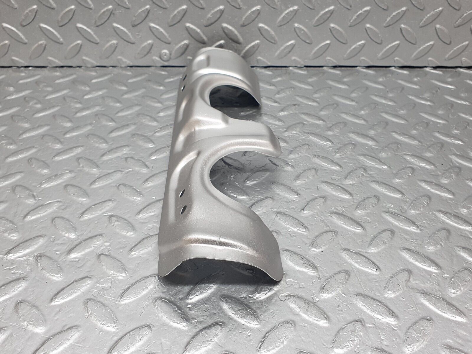 43597 Mercedes-Benz C126 380SEC Coupe Exhaust Manifold Heat Shield