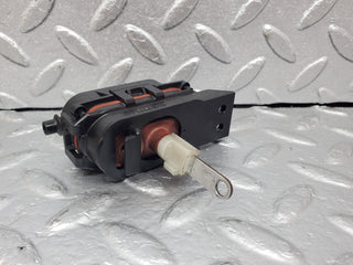 R129 SL heater box vacuum actuator used OEM