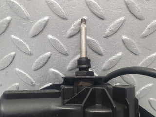 46034 Mercedes-Benz W126 420SE Headlight Wiper Motor Bosch Right 1268205242 0390206838