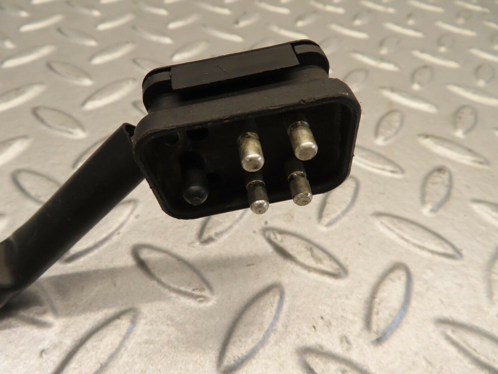 11755 Mercedes-Benz R107 450SL Automatic Gearbox Wire