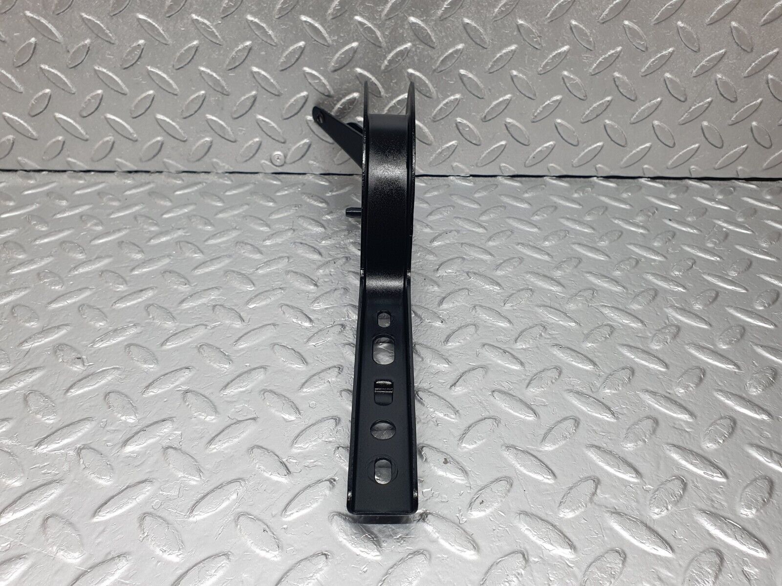 43937 Mercedes-Benz C123 230CE Coupe Trunk Lid Hinge Right Side 1237500287