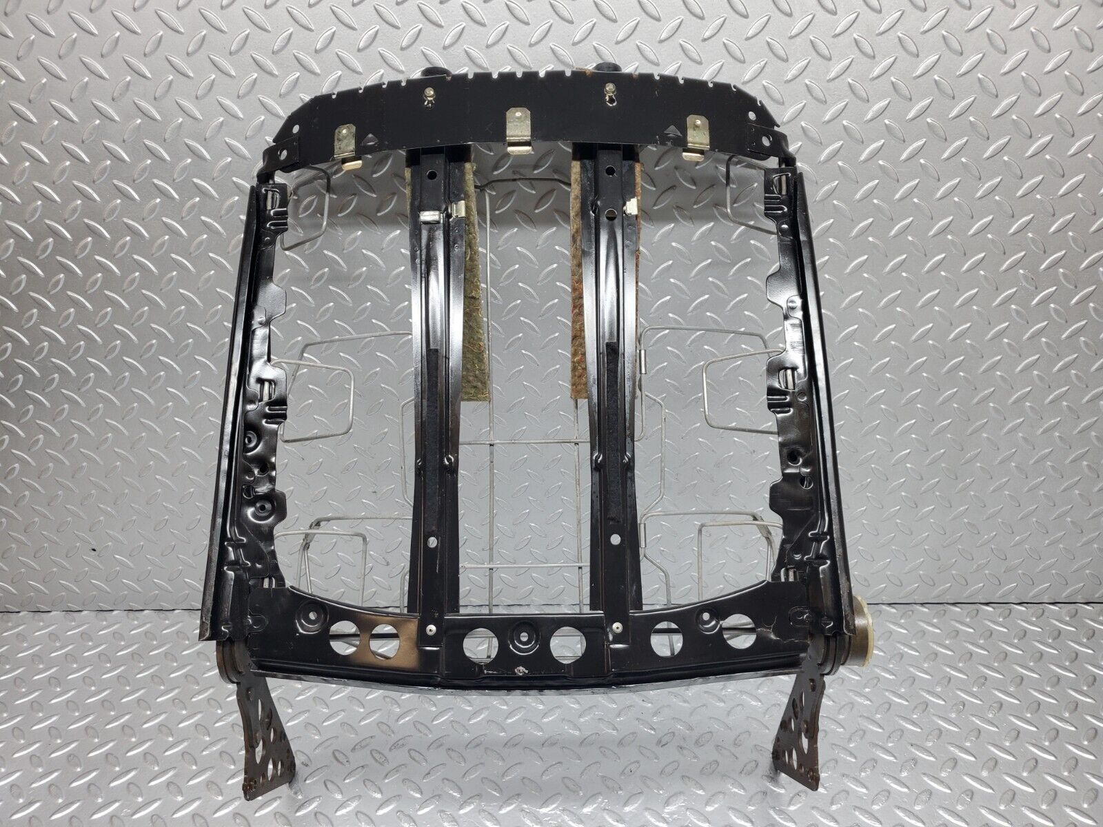 44554 Mercedes-Benz W123 280E Front Right Seat Backrest