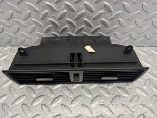 W202 dashboard centre air vent used OEM