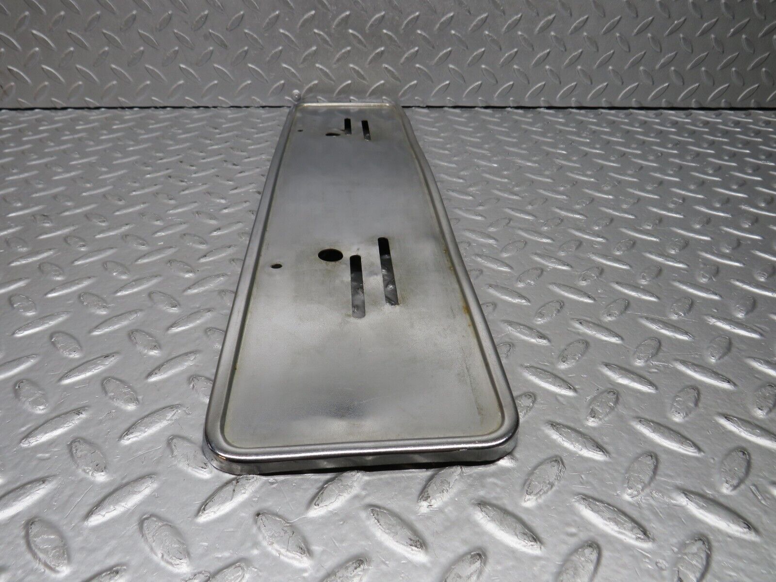 39868 Mercedes-Benz R107 350SL number Plate Holder Chrome