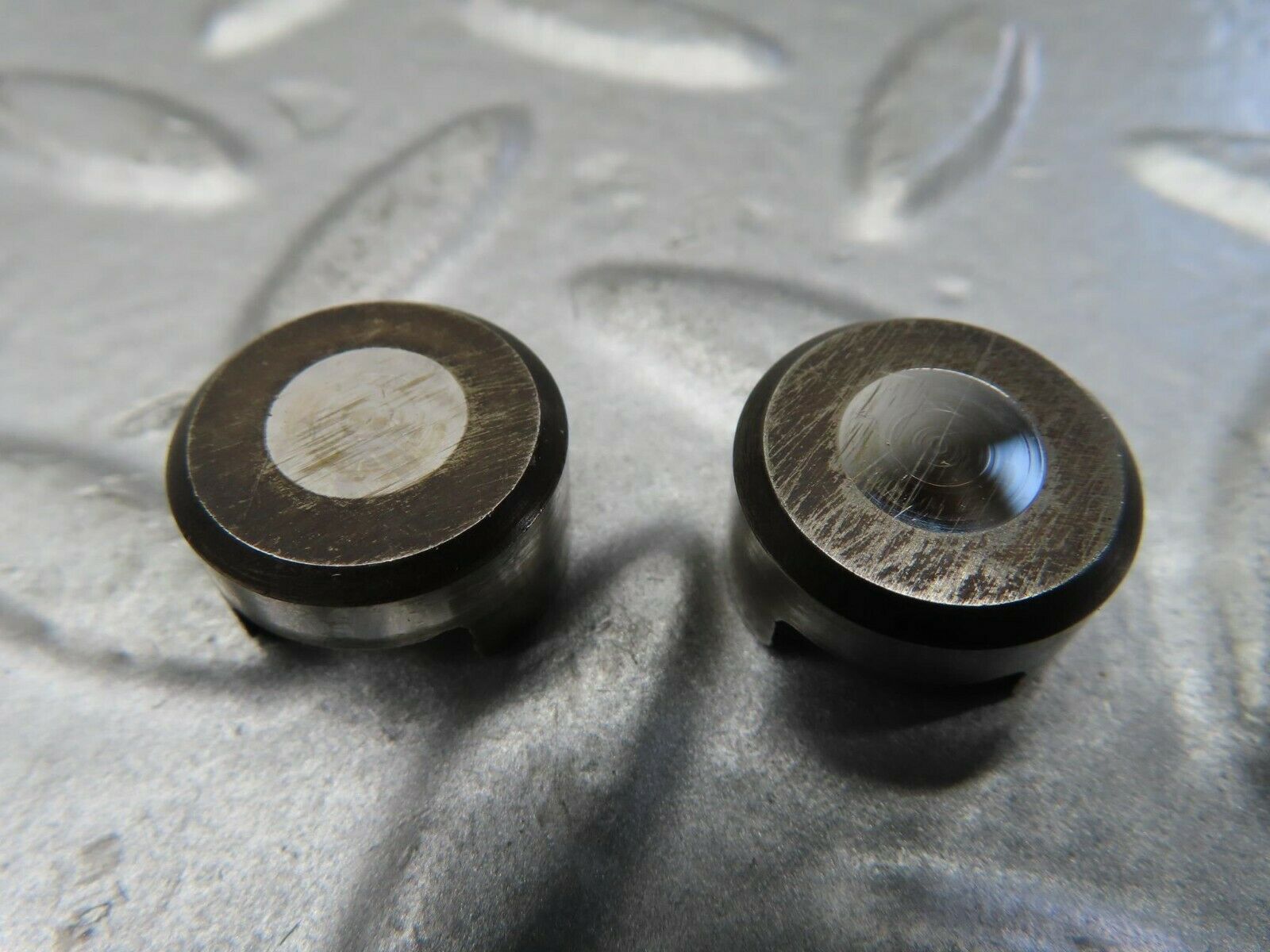 15693 Mercedes-Benz R107 450SL Valve Rocker Arm With Valve Tappet Pair