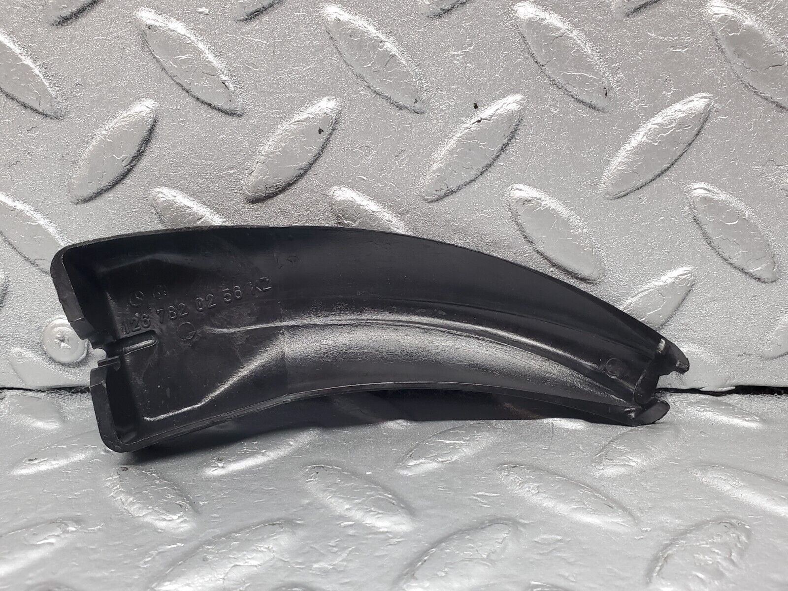 45879 Mercedes-Benz W126 420SE Sunroof Cover 1267820256