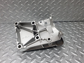 W201 Baby Benz power steering pump bracket used OEM