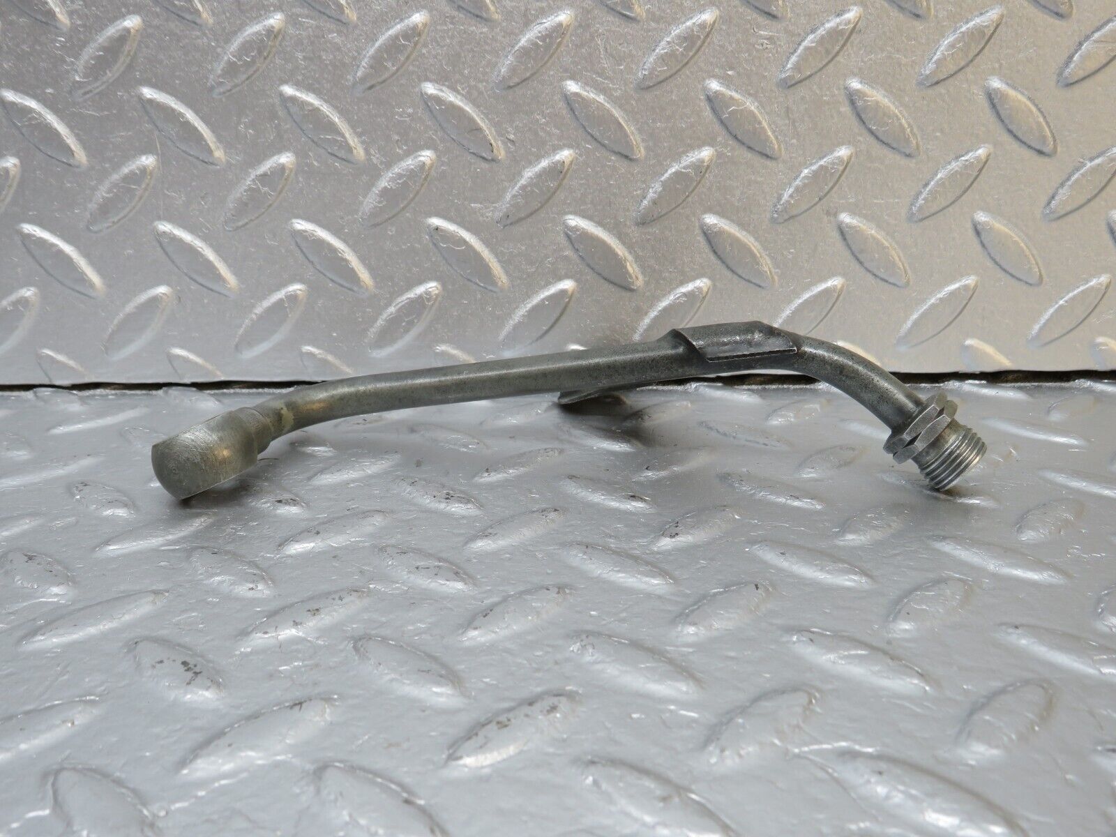 40033 Mercedes-Benz R107 350SL Oil Hose Pipe