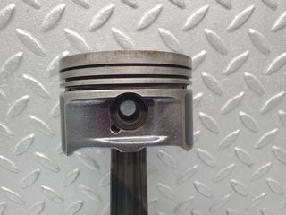 W124 piston with connecting rod used OEM