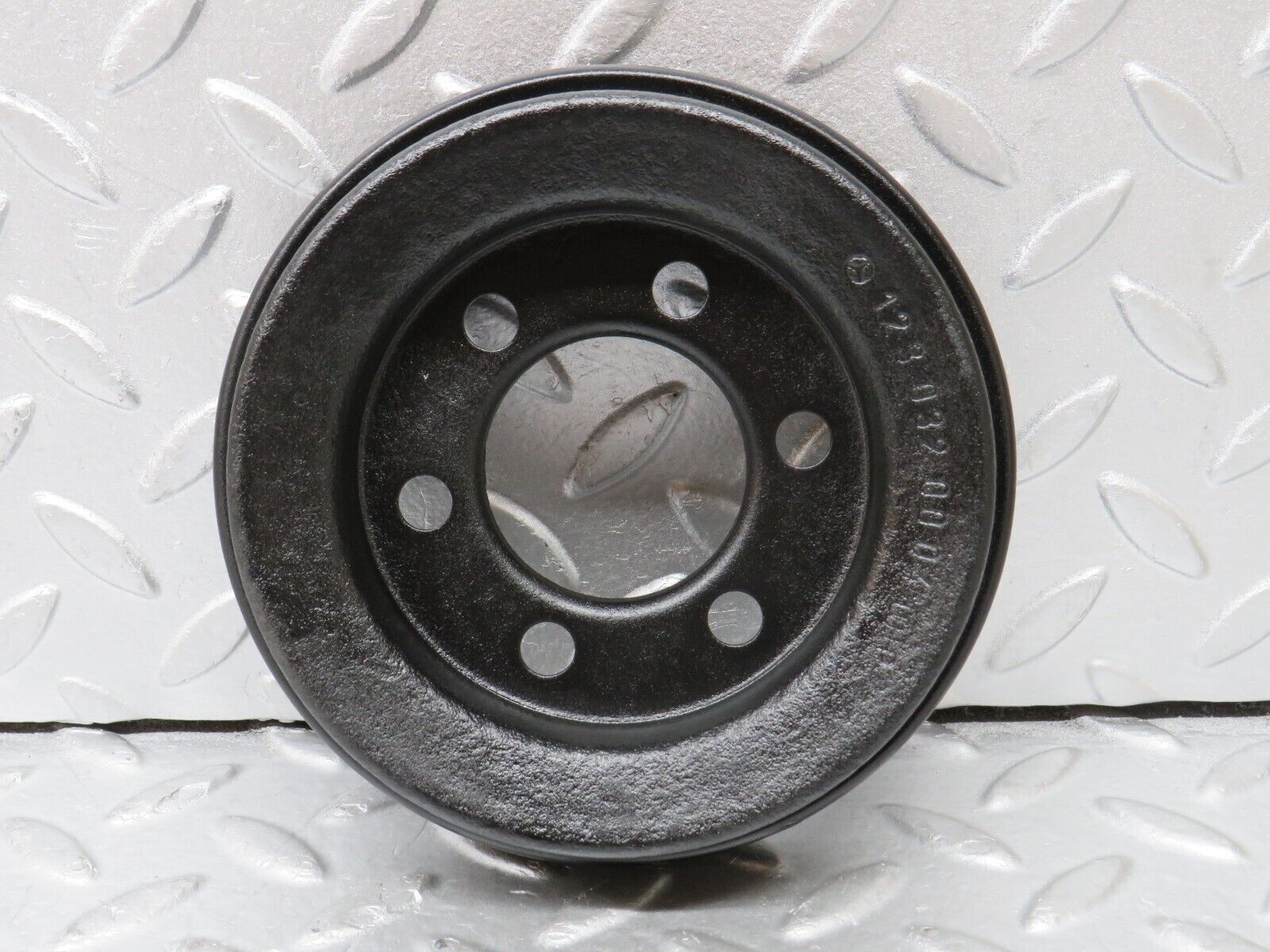 35469 Mercedes-Benz R107 280SL Crankshaft Pulley 1230320004