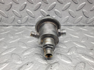 W201 Baby Benz fuel pressure regulator used OEM