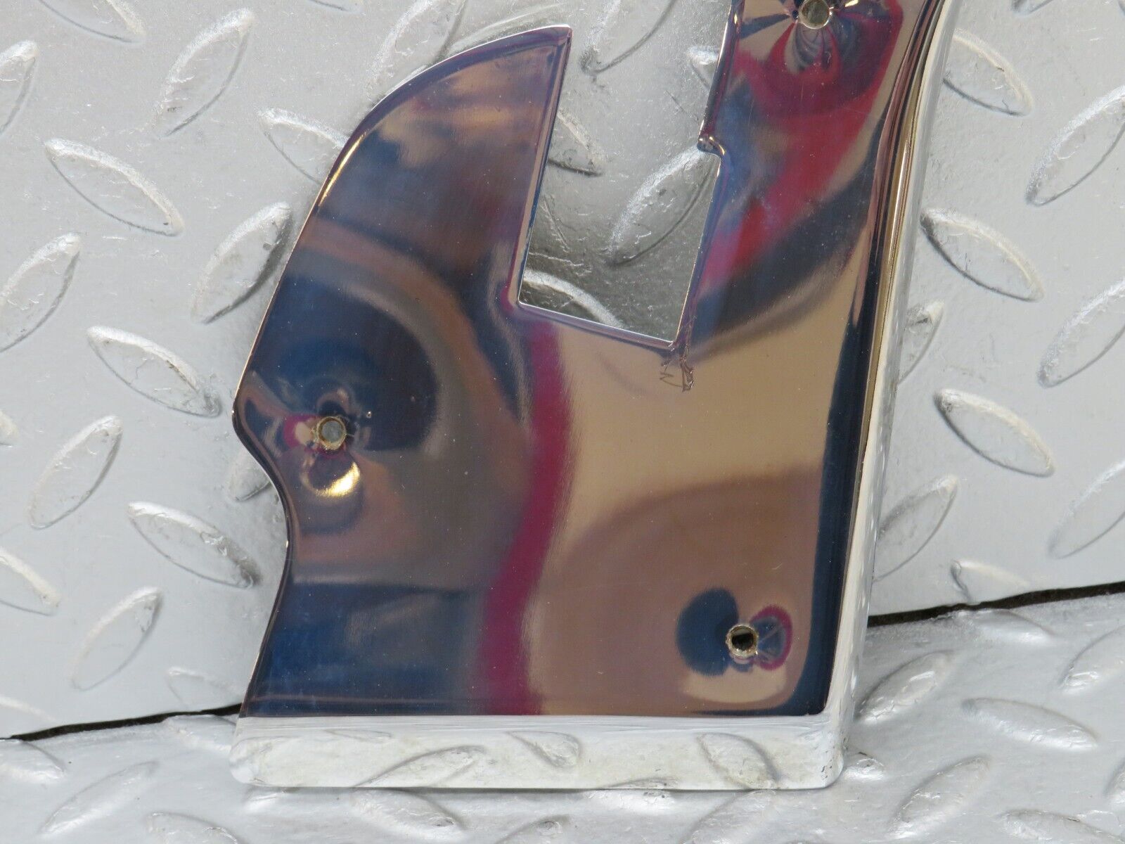 35664 Mercedes-Benz R107 280SL Left Door Chrome Cover