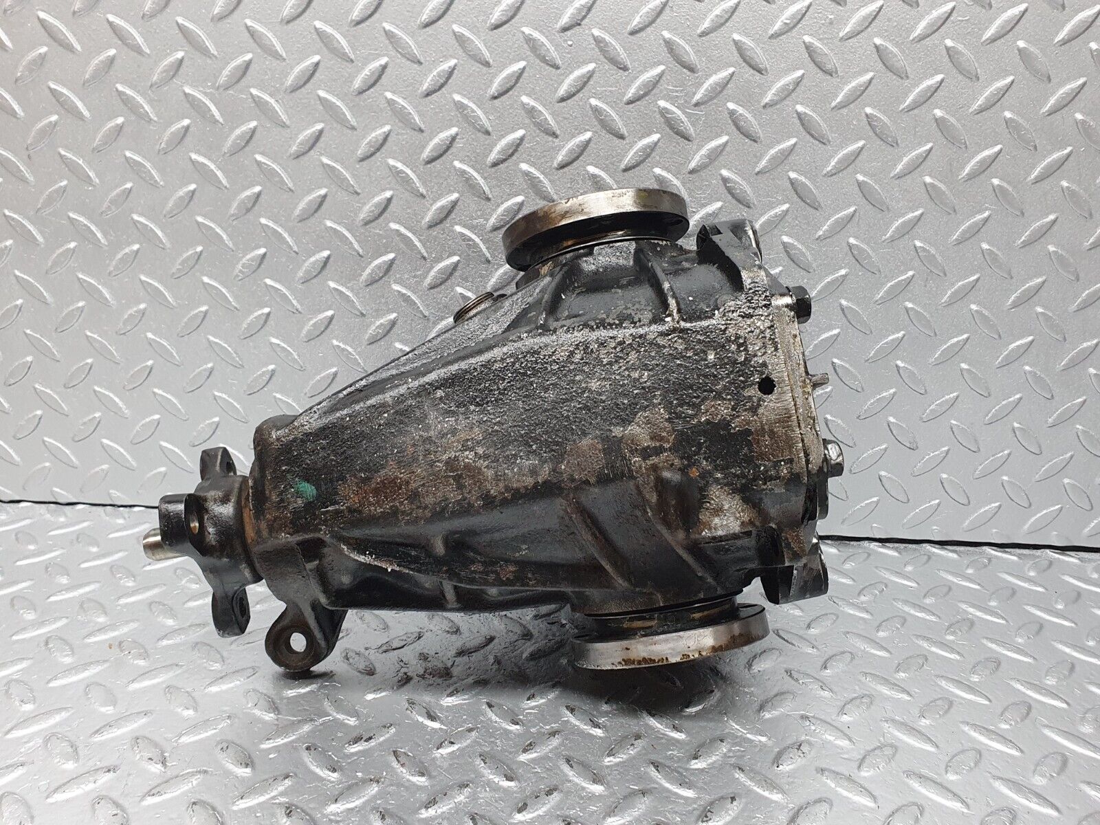 41730 Mercedes-Benz W124 200E Rear Axle Differential Ratio 3.42 2013511401