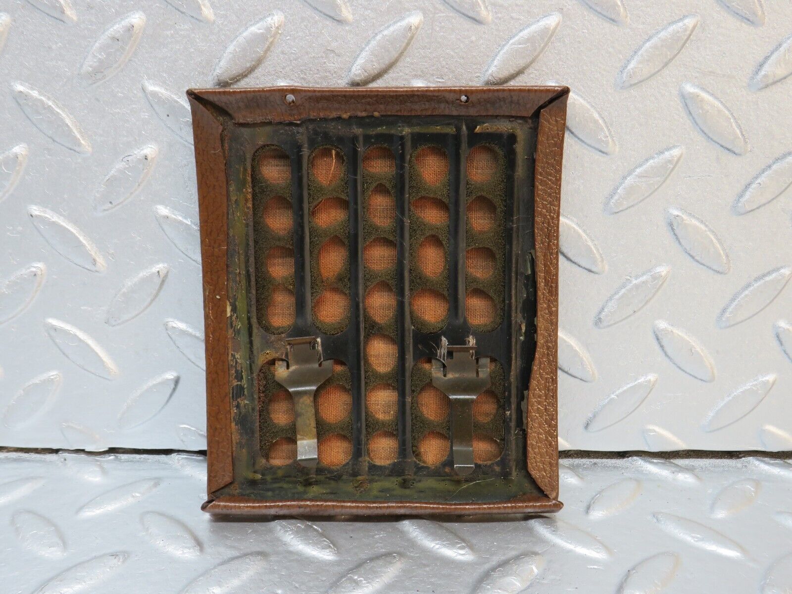 39816 Mercedes-Benz R107 350SL Dashboard Speaker Cover Brown Left Side