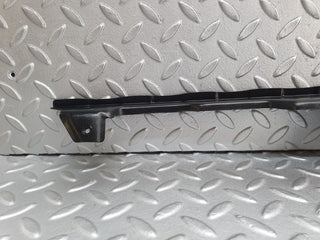 43717 Mercedes-Benz C126 380SEC Coupe Rear Window Channel Support Bracket Right Side