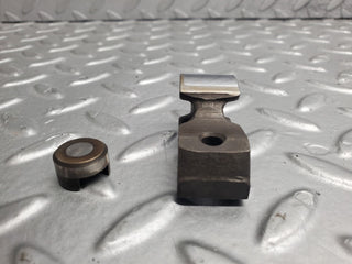 W126 Coupe valve rocker arm with valve tappet used OEM