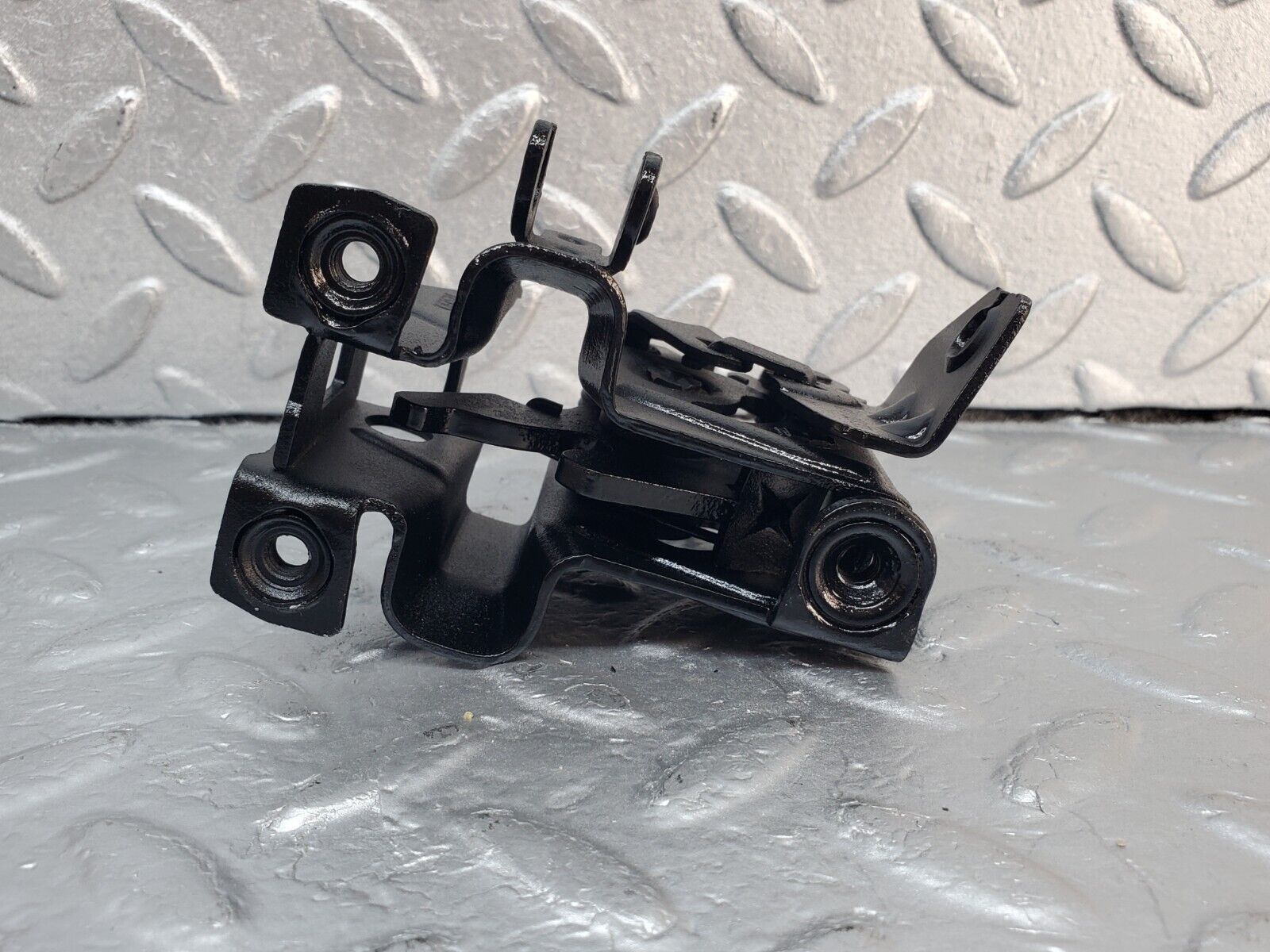 45947 Mercedes-Benz W126 420SE Bonnet Lock Catch Left Side 1268801160