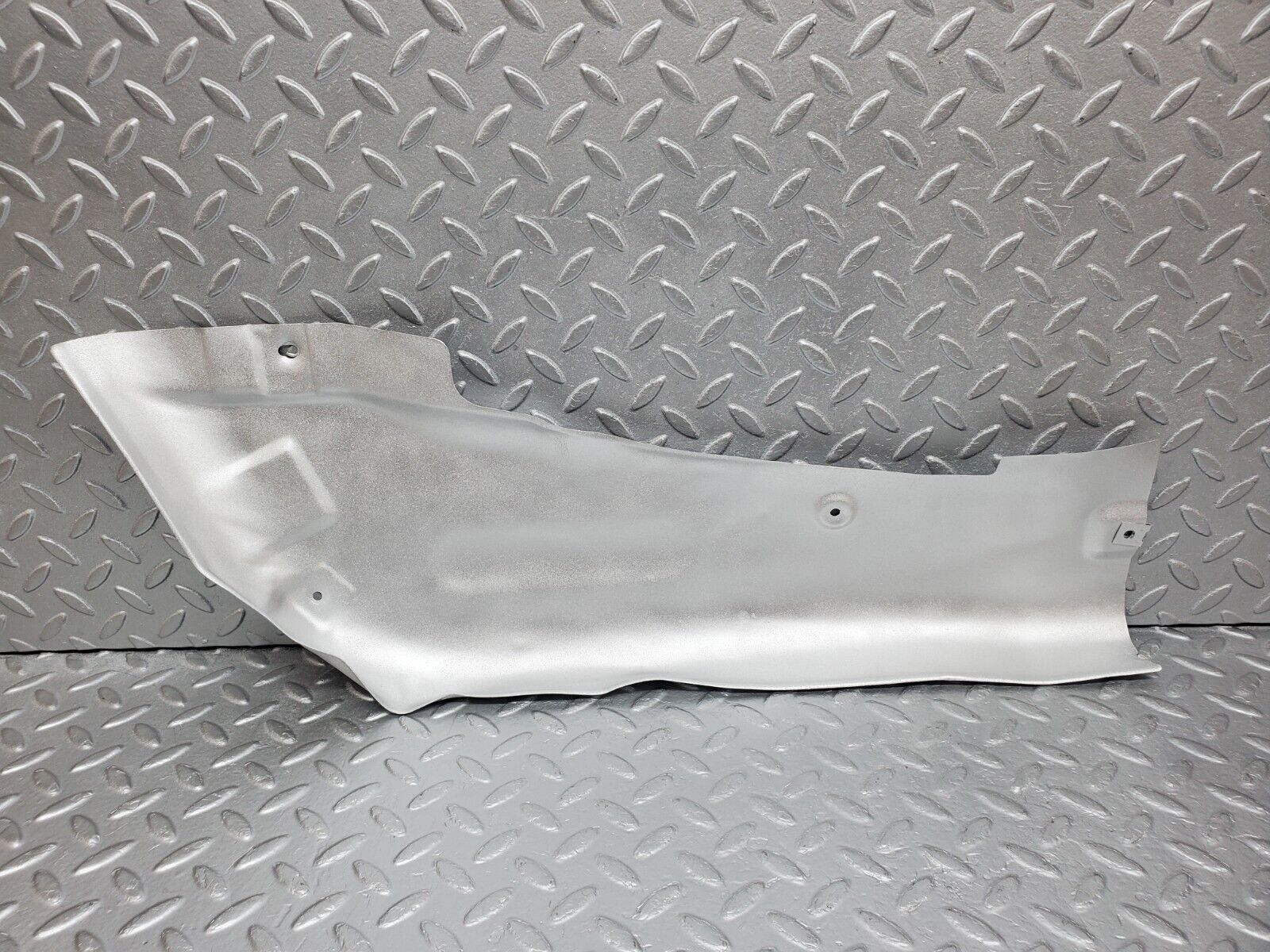 45907 Mercedes-Benz W126 420SE Exhaust Heat Shield
