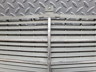 44103 Mercedes-Benz C123 230CE Coupe Bonnet Grill