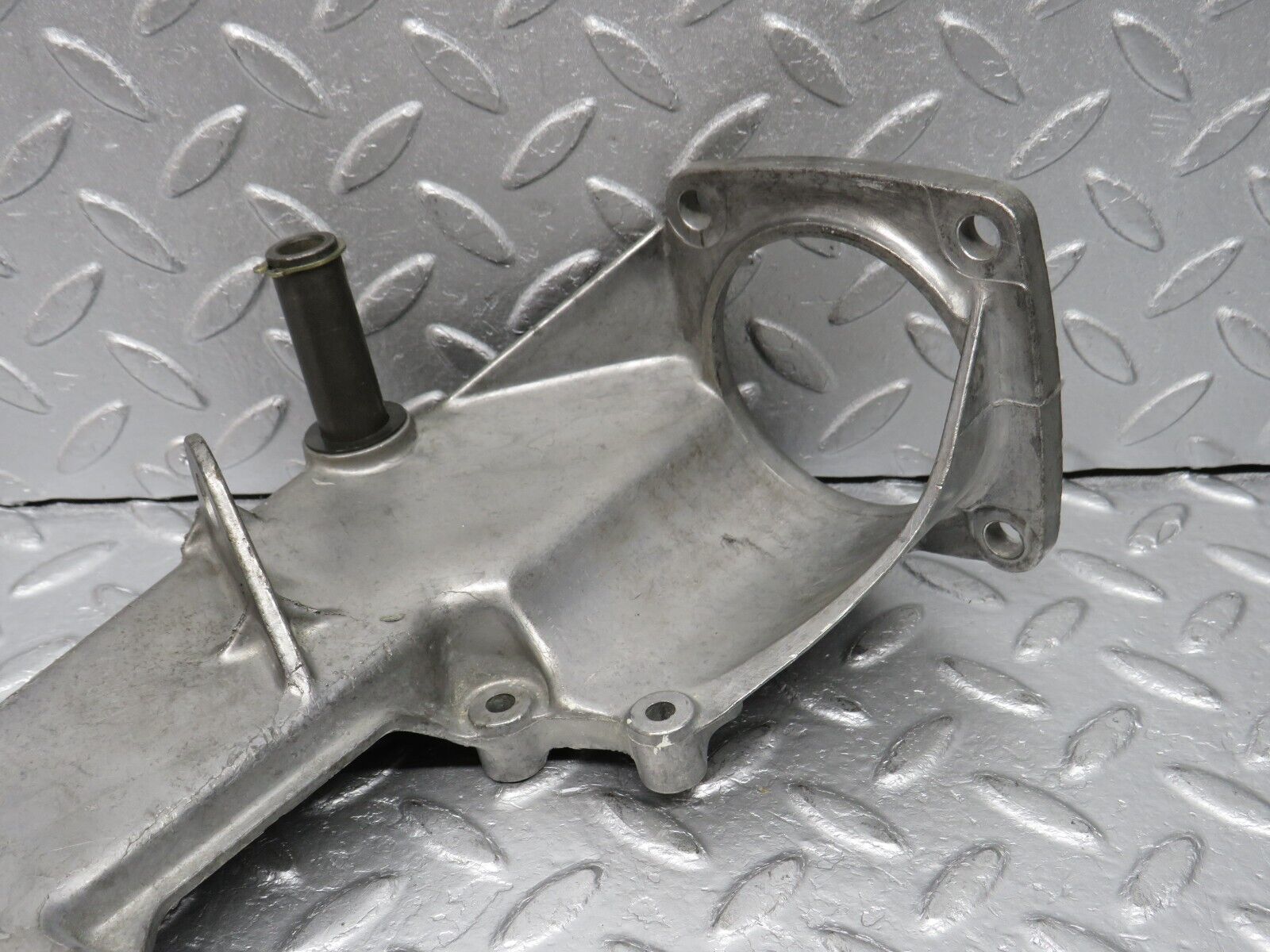 39110 Mercedes-Benz R107 500SL Brake Pedal Bracket 1072941101