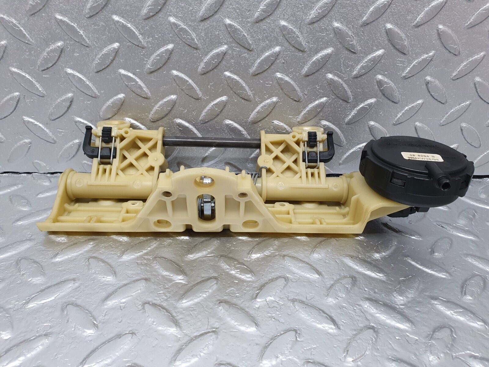 41842 Mercedes-Benz W202 C200 Headrest Folding Mechanism