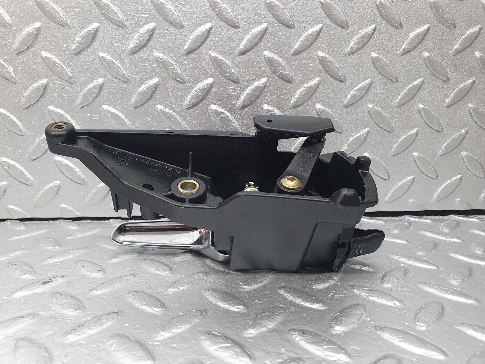 42476 Mercedes-Benz R129 320SL Coupe Right Door Interior Handle