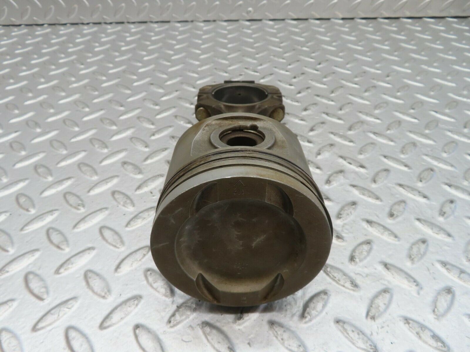 15777 Mercedes-Benz R107 450SL Piston With Connecting Rod 92.00 mm